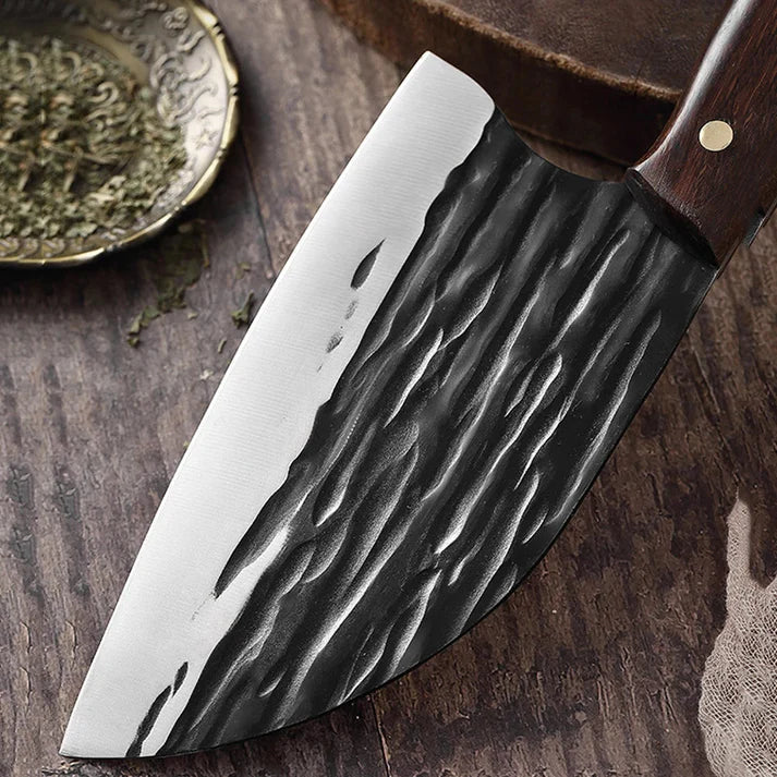 Cuchillo Serbio